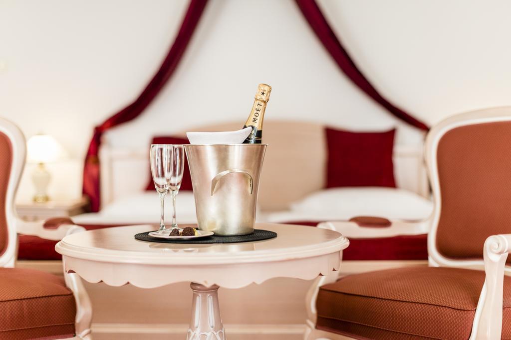 Grand Hotel Bellevue - Adults Only Merano Camera foto
