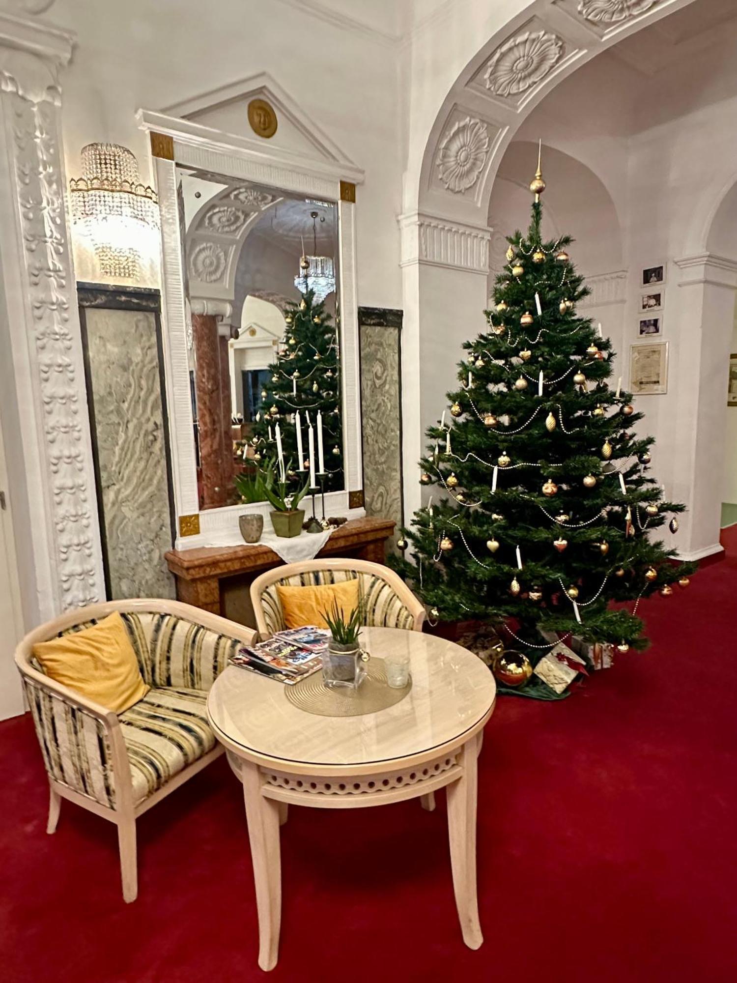 Grand Hotel Bellevue - Adults Only Merano Esterno foto