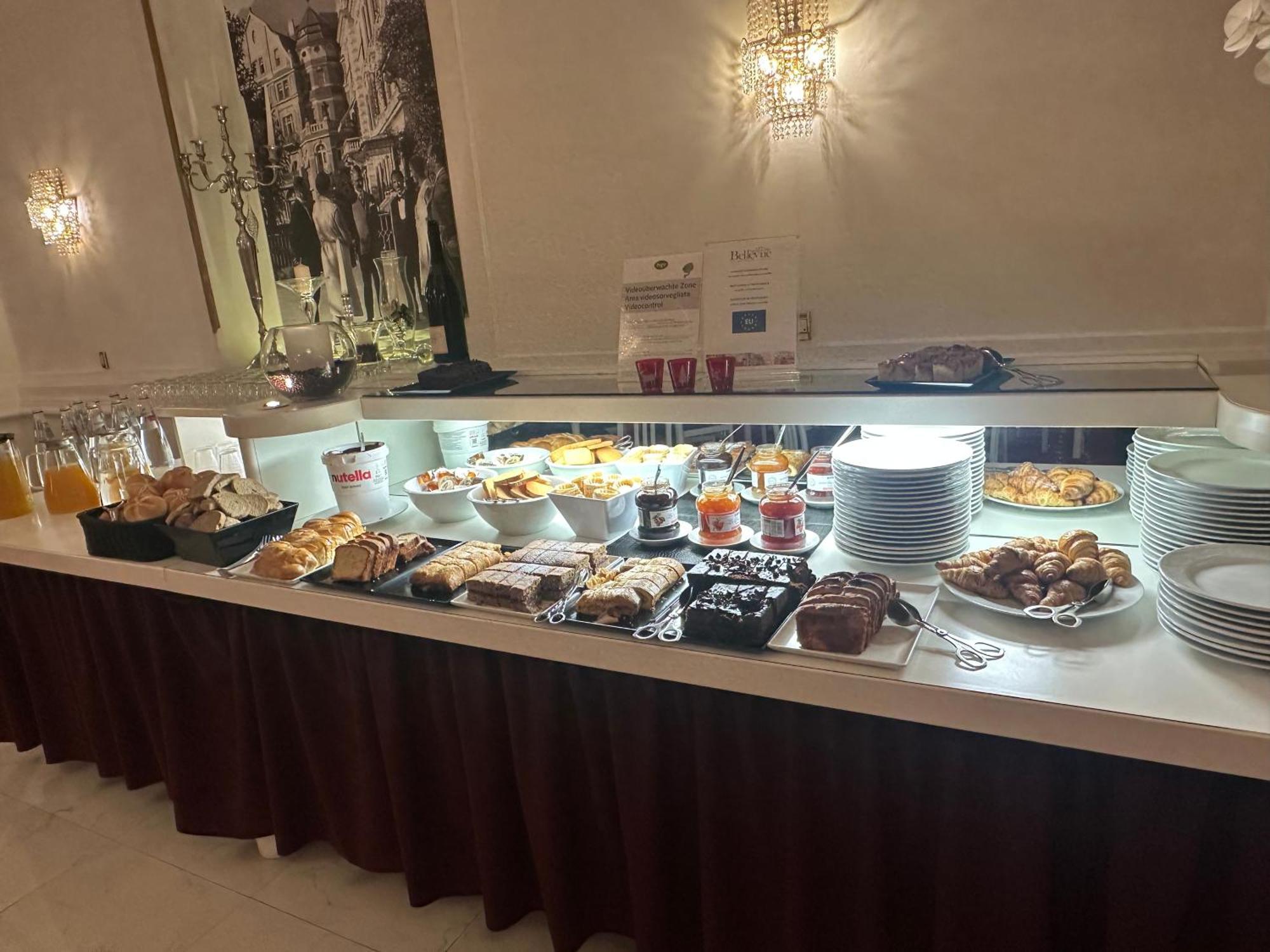 Grand Hotel Bellevue - Adults Only Merano Esterno foto