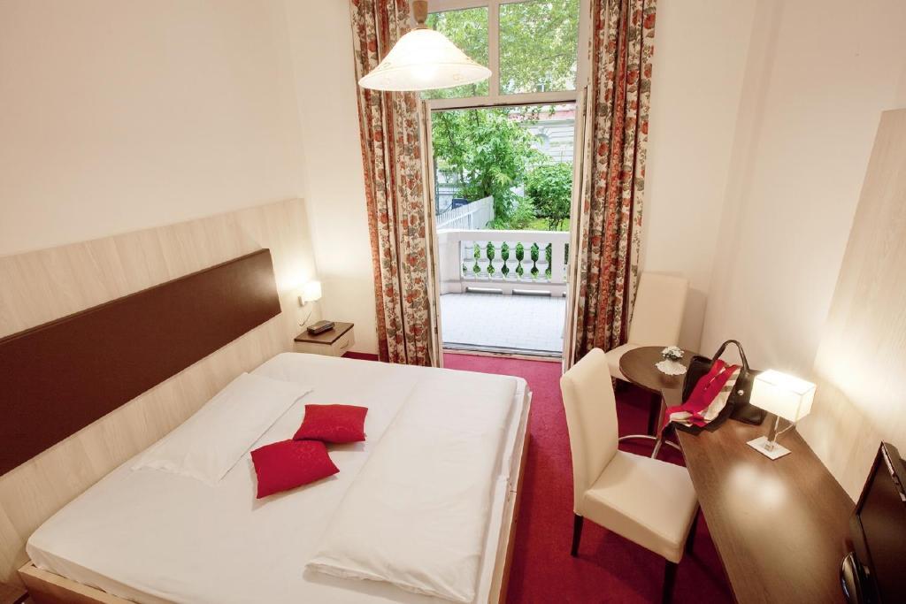 Grand Hotel Bellevue - Adults Only Merano Esterno foto