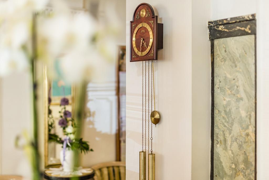 Grand Hotel Bellevue - Adults Only Merano Esterno foto