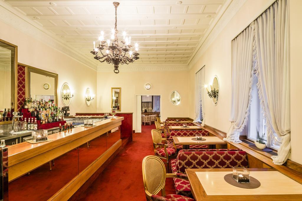 Grand Hotel Bellevue - Adults Only Merano Esterno foto